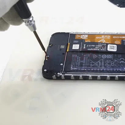 How to disassemble Huawei Y5 (2019), Step 6/3