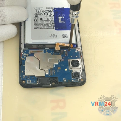 How to disassemble Samsung Galaxy A24 SM-A245, Step 14/3
