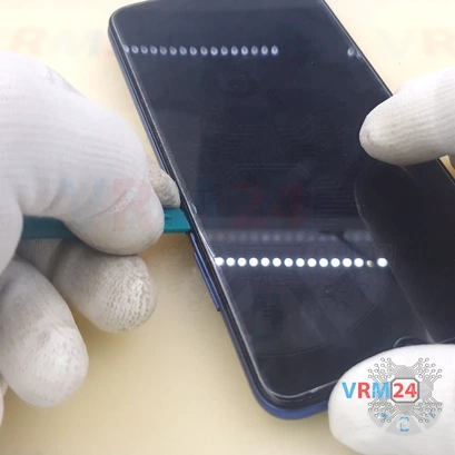 How to disassemble Samsung Galaxy A03 SM-A035, Step 3/4