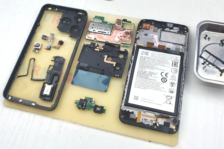 Technical review ZTE Blade V50 Design