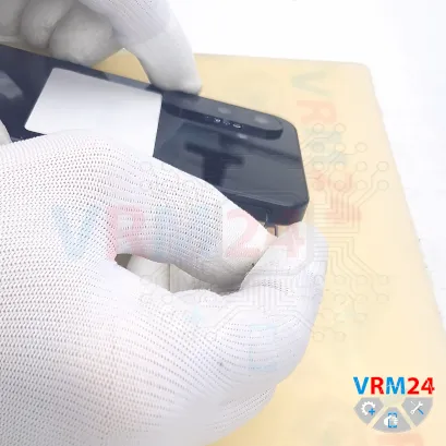 How to disassemble Samsung Galaxy A26 SM-A268, Step 2/3