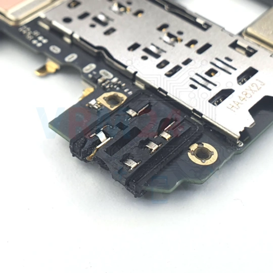Headphone Port