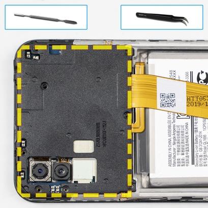 How to disassemble Samsung Galaxy A01 SM-A015, Step 4/1