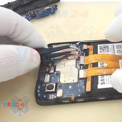 Cómo desmontar Samsung Galaxy A03 Core SM-A032, Paso 11/3
