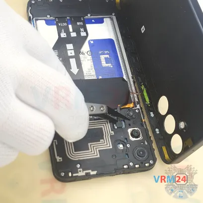 How to disassemble Samsung Galaxy A16 SM-A166, Step 5/3