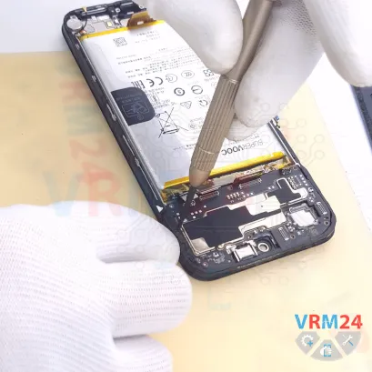 How to disassemble Realme C85, Step 14/3