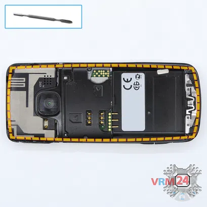 How to disassemble Nokia 6700 Classic RM-470, Step 5/1