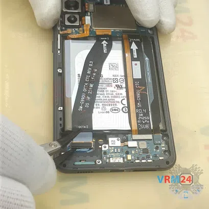 Como desmontar Samsung Galaxy S21 FE SM-G990 por si mesmo, Passo 9/3