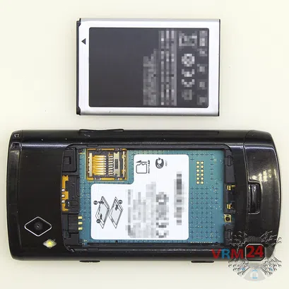 Как разобрать Samsung Wave 2 GT-S8530, Шаг 2/2