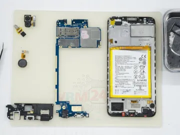 How to disassemble Huawei Honor 7C Pro