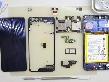 How to disassemble Huawei Honor 8