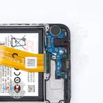 Como desmontar Samsung Galaxy A02s SM-A025 por si mesmo, Passo 9/2