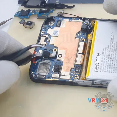 How to disassemble Realme 8i, Step 13/5