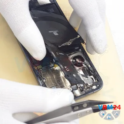 How to disassemble Huawei Pura 70, Step 8/3