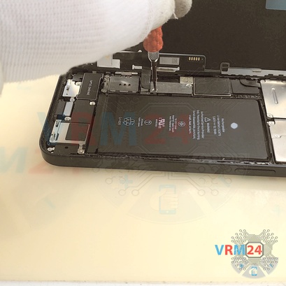 How to disassemble Apple iPhone 12, Step 5/3
