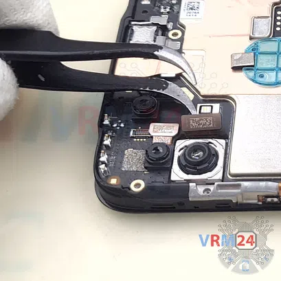 How to disassemble Realme C25, Step 11/3