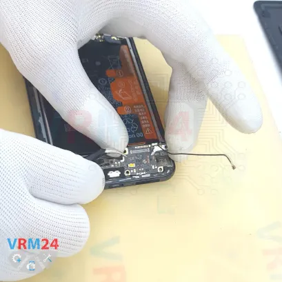 How to disassemble Huawei Nova 14 Pro, Step 17/3