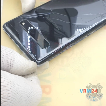 How to disassemble Samsung Galaxy S10 5G SM-G977, Step 3/4