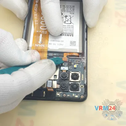 How to disassemble Samsung Galaxy M32 SM-M325, Step 7/2