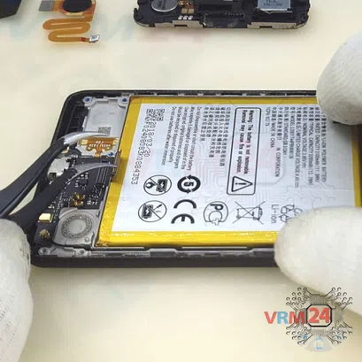 How to disassemble ZTE Blade A7 Vita, Step 10/2