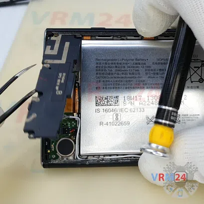 How to disassemble Sony Xperia XA2 Plus, Step 9/3
