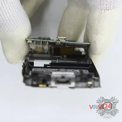 How to disassemble Nokia 6700 Classic RM-470, Step 11/2