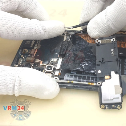 How to disassemble Xiaomi POCO F3, Step 9/4
