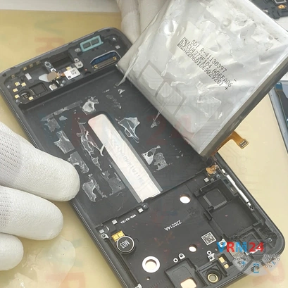 How to disassemble Samsung Galaxy S21 FE SM-G990, Step 18/5