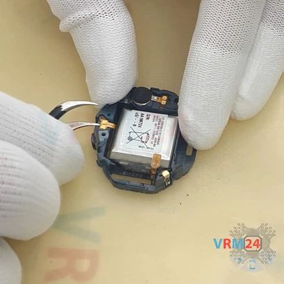Cómo desmontar Samsung Galaxy Watch SM-R810, Paso 10/1