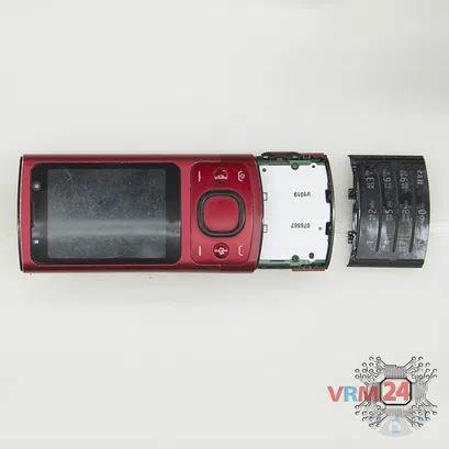 How to disassemble Nokia 6700 slide RM-576, Step 4/2