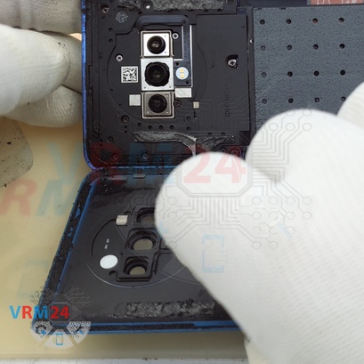 How to disassemble OnePlus 7T, Step 3/5