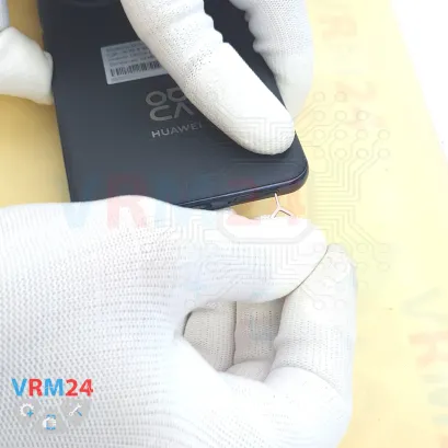How to disassemble Huawei Nova 14 Pro, Step 2/3