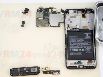 How to disassemble Xiaomi Redmi Go