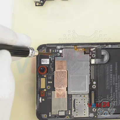 How to disassemble LeEco Le Max 2, Step 13/3