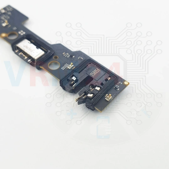 Headphone Port