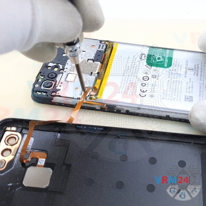 How to disassemble Oppo Ax7, Step 4/3