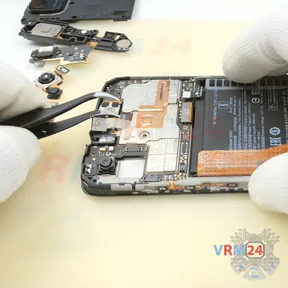 How to disassemble Xiaomi Poco M3, Step 13/4