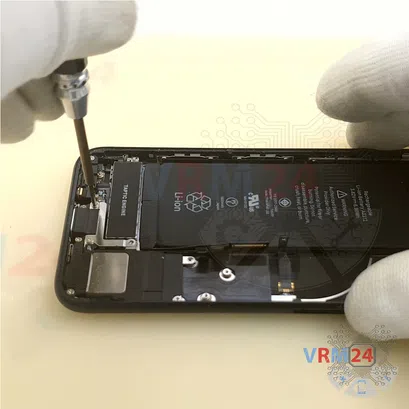 Como desmontar Apple iPhone SE (2nd generation) por si mesmo, Passo 18/4