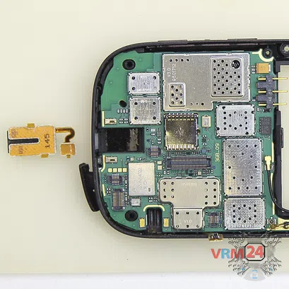 How to disassemble Nokia C7 RM-675, Step 14/2