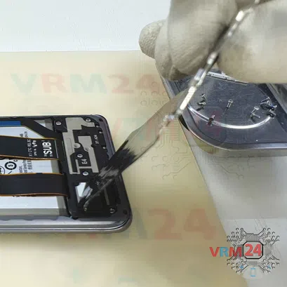 Como desmontar Samsung Galaxy S20 SM-G981 por si mesmo, Passo 5/4