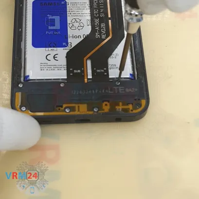 Как разобрать Samsung Galaxy А15 SM-A155, Шаг 5/3