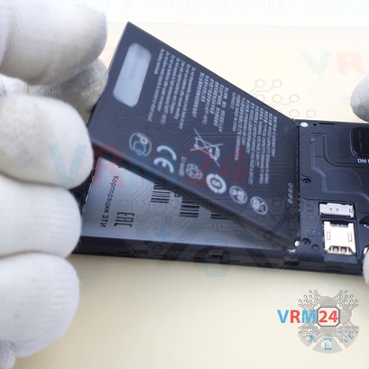 How to disassemble ZTE Blade A31, Step 3/3