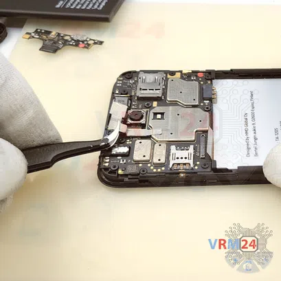 How to disassemble Nokia 1.3 TA-1205, Step 8/3