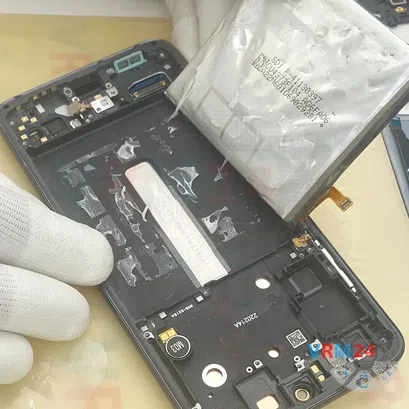 Cómo desmontar Samsung Galaxy S21 FE SM-G990, Paso 18/5