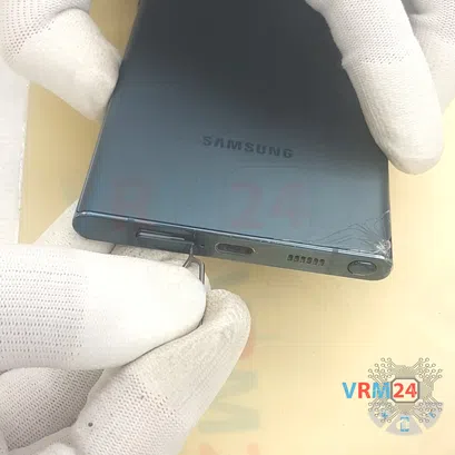 How to disassemble Samsung Galaxy S22 Ultra SM-S908, Step 2/3