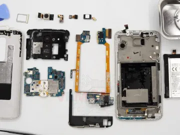 How to disassemble LG G2 D802