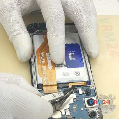 How to disassemble Samsung Galaxy A24 SM-A245, Step 7/2