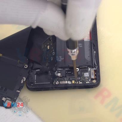 Cómo desmontar OnePlus 9RT 5G, Paso 10/3