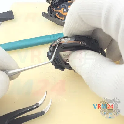 How to disassemble Samsung Gear S3 Frontier SM-R760, Step 9/4