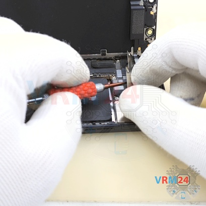 How to disassemble Apple iPhone 12 mini, Step 5/4